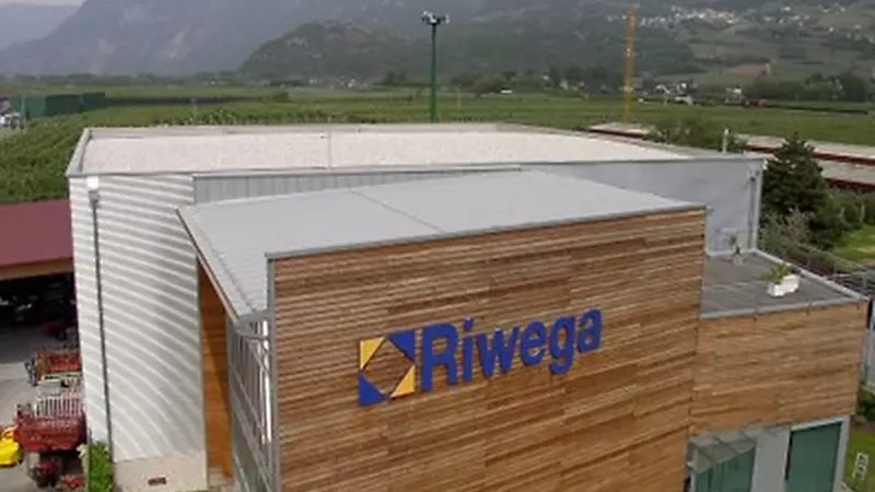 水性聚氨酯防水涂料与油性防水涂料的区别对比